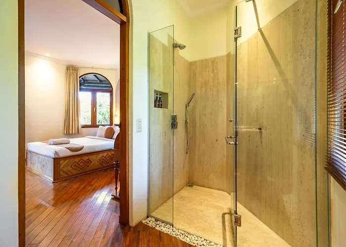 Cove Urbanest Otel 4*