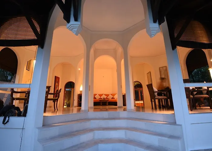 Cove Urbanest Otel 4*